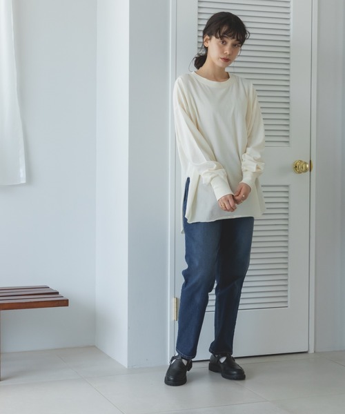 pairmanon（ペアマノン）の「【ママサイズ】 ビッグシルエット ラウンドヘム 長袖Tシャツ（Tシャツ/カットソー・レディース・パープル系その他/ブラウン系その他/ライトベージュ/ベージュ系その他/ブラック/ブラック系その他/ホワイト系その他/アイボリー・FREE）」の12枚目の写真