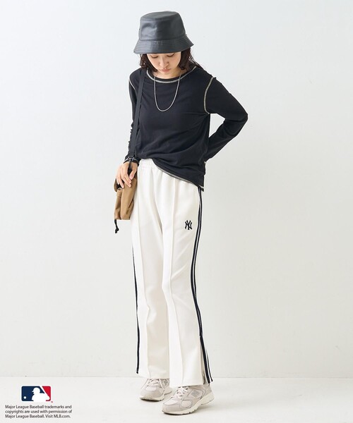 FREAK'S STORE(フリークスストア)の「MLB × FREAK'S STORE/エムエルビー MLBトラックパンツ(スウェットパンツ・レディース・グリーン/ブラック/ネイビー/オフホワイト・フリ-)」の17枚目の写真