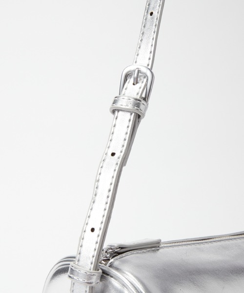 forksy.(フォルクシー)の「【forksy.】ナローワンハンドルスクエアバッグ(ハンドバッグ・レディース・ブラック/アイボリー/シルバー・FREE)」の22枚目の写真