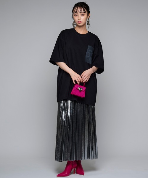 Narcissus(ナルシス)の「【Narcissus】エンボスオーバーTシャツ(Tシャツ/カットソー・レディース・ブラック/ライトグレー・FREE)」の6枚目の写真