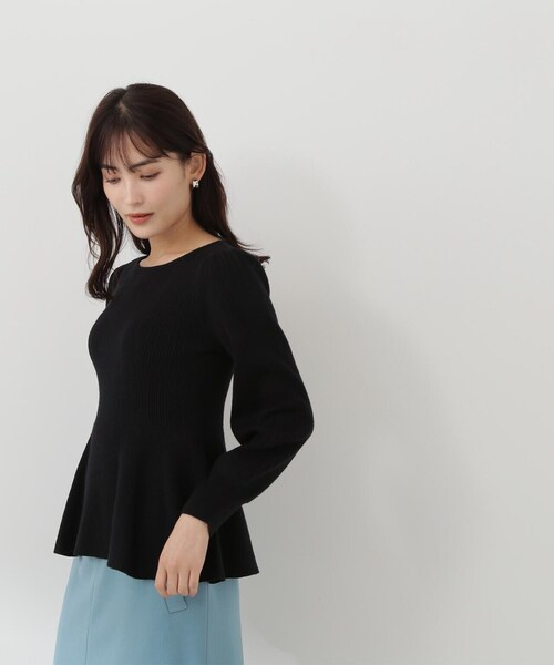 NATURAL BEAUTY BASIC（ナチュラルビューティーベーシック）の「◇ペプラムケーブルニット（ニット/セーター・レディース・オフホワイト/ブラック/ピンク/ラベンダー・FREE）」の14枚目の写真