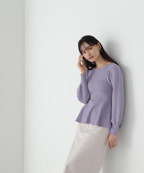 NATURAL BEAUTY BASIC（ナチュラルビューティーベーシック）の「◇ペプラムケーブルニット（ニット/セーター・レディース・オフホワイト/ブラック/ピンク/ラベンダー・FREE）」の7枚目の写真