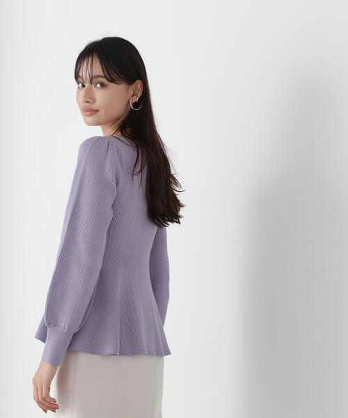 NATURAL BEAUTY BASIC（ナチュラルビューティーベーシック）の「◇ペプラムケーブルニット（ニット/セーター・レディース・オフホワイト/ブラック/ピンク/ラベンダー・FREE）」の9枚目の写真