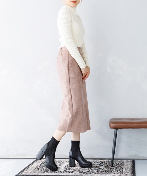 attagirl(アタガール)の「厚底リブニットソックスブーツ(ブーツ・レディース・アイボリー/ブラック・S/M/L/LL)」の13枚目の写真