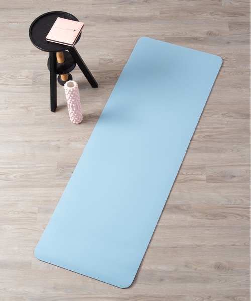 CHEATFULLDAYS（チートフルデイズ）の「【大判サイズ/厚さ6mm】リバーシブル バイカラーヨガマット（スポーツグッズ・レディース・ライトパープル/ライトピンク/ライトブルー/ライトグリーン・FREE）」の3枚目の写真