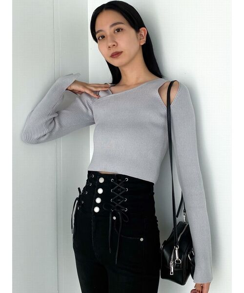 EMODA(エモダ)の「レイヤードストラップスキンニット(ニット/セーター・レディース・ホワイト/ブラック/グレー/ライム・FREE)」の22枚目の写真