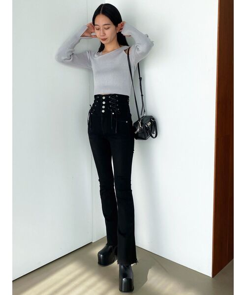 EMODA(エモダ)の「レイヤードストラップスキンニット(ニット/セーター・レディース・ホワイト/ブラック/グレー/ライム・FREE)」の20枚目の写真