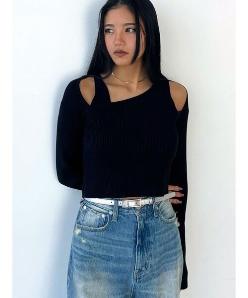 EMODA(エモダ)の「レイヤードストラップスキンニット(ニット/セーター・レディース・ホワイト/ブラック/グレー/ライム・FREE)」の18枚目の写真