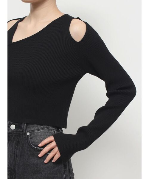 EMODA(エモダ)の「レイヤードストラップスキンニット(ニット/セーター・レディース・ホワイト/ブラック/グレー/ライム・FREE)」の11枚目の写真