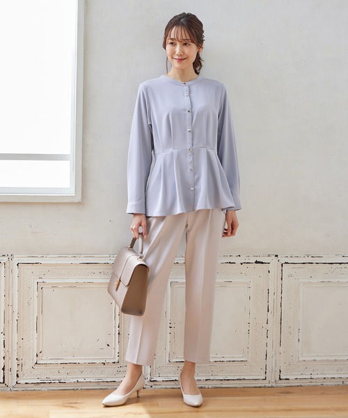 Honeys(ハニーズ)の「ウエストタックブラウス(シャツ/ブラウス・レディース・ブルー系その他/ネイビー/ホワイト/グレイッシュベージュ/ピンク系その他・M/S/3L/LL/L)」の12枚目の写真