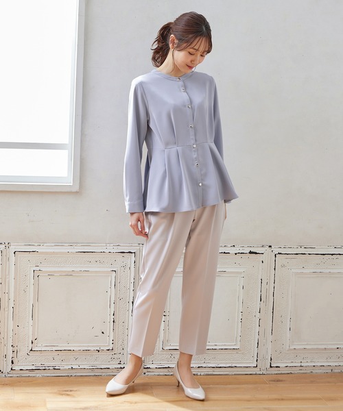 Honeys(ハニーズ)の「ウエストタックブラウス(シャツ/ブラウス・レディース・ブルー系その他/ネイビー/ホワイト/グレイッシュベージュ/ピンク系その他・M/S/3L/LL/L)」の13枚目の写真