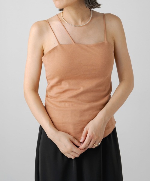 earthy（アーシー）の「【earthy_】カップ付3ストラップキャミソール（キャミソール・レディース・オフホワイト/ブラック/キャメル・MEDIUM/SMALL）」の14枚目の写真