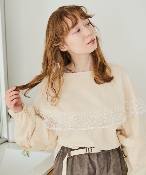 Crisp(クリスプ)の「サークルフリルレースブラウス(シャツ/ブラウス・レディース・ブルー/アイボリー・FREE)」の7枚目の写真