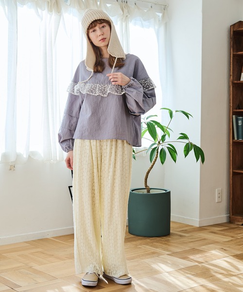 Crisp(クリスプ)の「サークルフリルレースブラウス(シャツ/ブラウス・レディース・ブルー/アイボリー・FREE)」の15枚目の写真