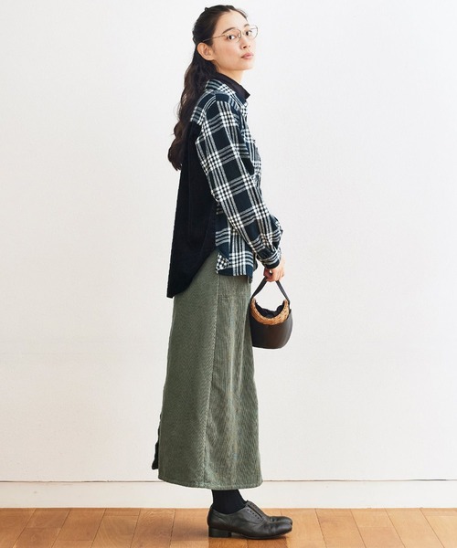 and myera（アンド マイラ）の「ａｎｄ　ｍｙｅｒａ　ぬくもりのチェックシャツ（シャツ/ブラウス・レディース・ホワイト×ネイビー・MEDIUM/LARGE/X-LARGE/SMALL）」の5枚目の写真