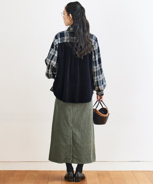 and myera（アンド マイラ）の「ａｎｄ　ｍｙｅｒａ　ぬくもりのチェックシャツ（シャツ/ブラウス・レディース・ホワイト×ネイビー・MEDIUM/LARGE/X-LARGE/SMALL）」の6枚目の写真