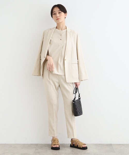 INDIVI（インディヴィ）の「◆【洗える／UVケア／接触冷感／SETUP可能】麻調バンドカラーブラウス（シャツ/ブラウス・レディース・ナチュラル/ネイビー/ライトグレー系3・03/05/07/12/13/15 /17/19/34/38）」の6枚目の写真