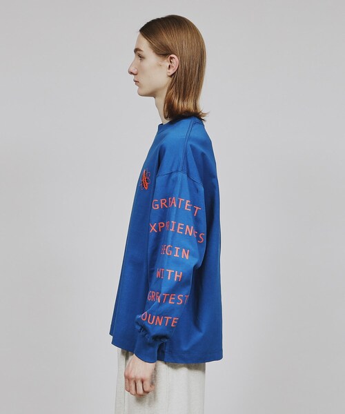 tk.TAKEO KIKUCHI(ティーケータケオキクチ)の「◆レタードビッグロンT(Tシャツ/カットソー・メンズ・ブルー/ワインレッド/ホワイト・02/03)」の6枚目の写真