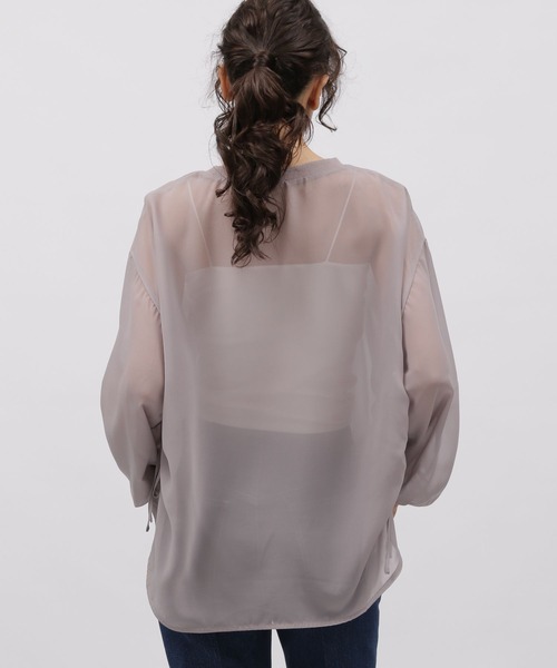 LAKOLE（ラコレ）の「ドロストシアープルオーバー / 112101（その他トップス・レディース・グレー/ブラック/アイボリー/イエロー・SMALL/MEDIUM）」の8枚目の写真