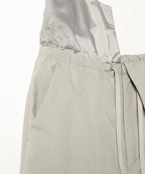 Ray BEAMS(レイビームス)の「Ray BEAMS / ガーターベルト ワイド パンツ(その他パンツ・レディース・ブラック/ライトグレー・1/0)」の13枚目の写真