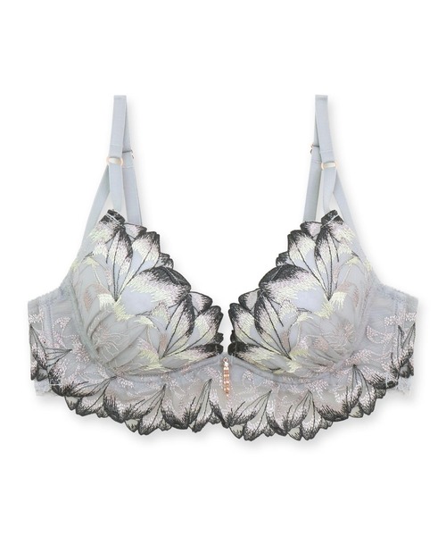 fran de lingerie（フランデランジェリー）の「華やかペタルのランジェリーすっきりラインの谷間メイクブラ 「ワンダーリフトブラ001 ブラジャー（ワイヤー有り）」 ブラジャー（ブラジャー・レディース・ラベンダー/オフホワイト/シルバーグレー・F70/F65/C65/B75/B70/B65/E75/E70/E65/D75/D70/D65/C75/C70/G75/G70/G65/F75）」の20枚目の写真