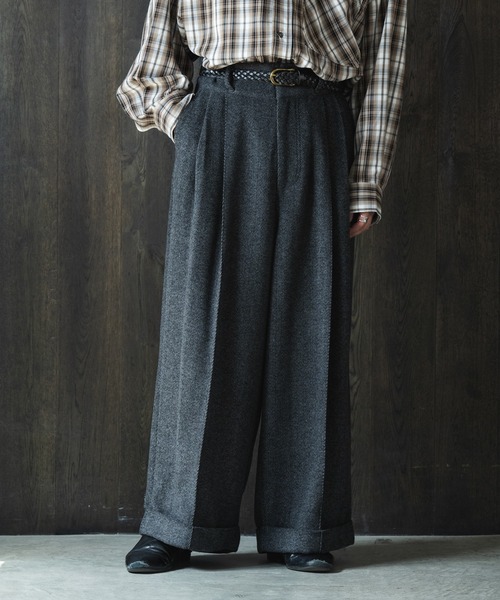 CASPER JOHN(キャスパージョン)の「Herringbone volume slacks/ヘリンボーンボリュームスラックス(スラックス・メンズ・ブラック/ブラウン・X-SMALL/SMALL/MEDIUM/LARGE)」の2枚目の写真