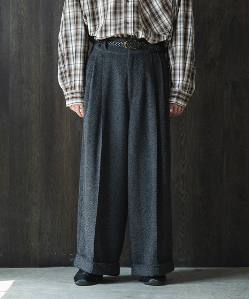 CASPER JOHN(キャスパージョン)の「Herringbone volume slacks/ヘリンボーンボリュームスラックス(スラックス・メンズ・ブラック/ブラウン・X-SMALL/SMALL/MEDIUM/LARGE)」の4枚目の写真