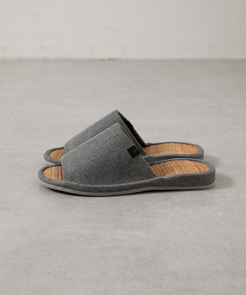 COLONY 2139（コロニートゥーワンスリーナイン）の「竹スリッパ（ルームシューズ/スリッパ・レディース・アイボリー/ブラック/グレー・LARGE/MEDIUM）」の3枚目の写真