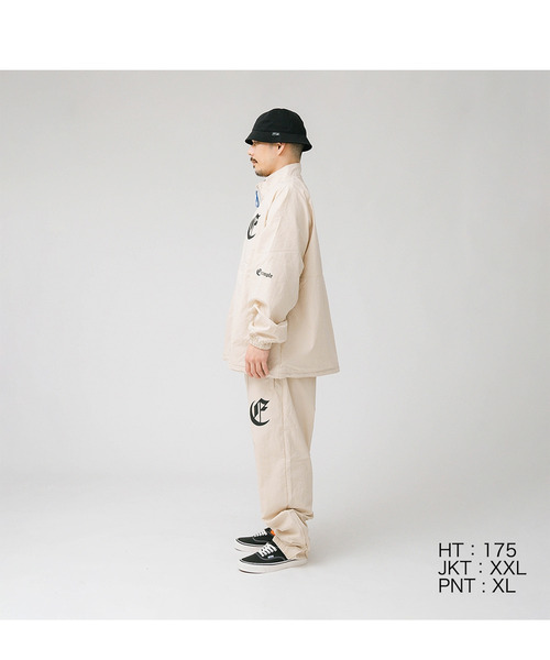 EXAMPLE(エグザンプル)の「EXAMPLE OE LOGO WATER REPELLENT TRACK JACKET(ナイロンジャケット・メンズ・ブラック/クリーム・XXL/XL/L)」の6枚目の写真