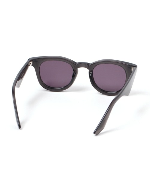 niko and...（ニコアンド）の「オリジナルボスリントンサングラス（サングラス・レディース・イエロー/グレー・FREE）」の5枚目の写真