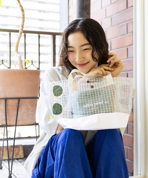 niko and...（ニコアンド）の「オリジナルボスリントンサングラス（サングラス・レディース・イエロー/グレー・FREE）」の19枚目の写真