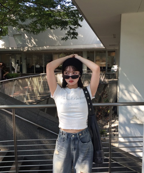 RiLi(リリ)の「ビジューメッセージTシャツ【RL】(Tシャツ/カットソー・レディース・ネイビー/ホワイト・FREE)」の4枚目の写真