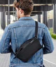 Bellroy（ベルロイ）の「Bellroy/ボディバッグ/ウエストポーチ Sling 7L ブラック（ボディバッグ/ウエストポーチ）」