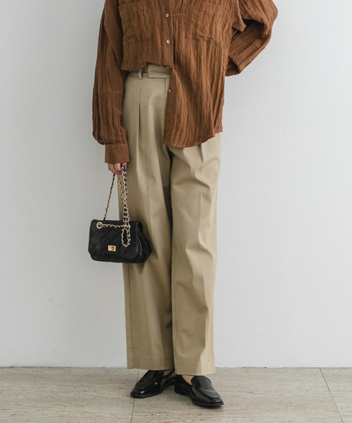F by ROSSO(エフバイロッソ)の「F by ROSSO チェーンサスペンダー付ワイドチノパンツ(チノパンツ・レディース・ネイビー/ベージュ・38/36)」の4枚目の写真