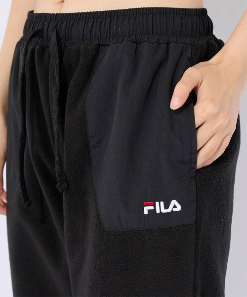 FILA(フィラ)の「ニットフリース ベーカリーパンツ(デニムパンツ・レディース・ブラック/ネイビー/ライトグレー・MEDIUM/LARGE/X-LARGE)」の12枚目の写真