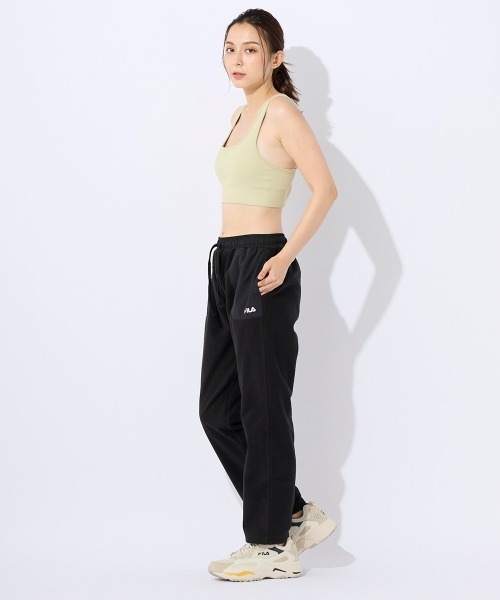 FILA(フィラ)の「ニットフリース ベーカリーパンツ(デニムパンツ・レディース・ブラック/ネイビー/ライトグレー・MEDIUM/LARGE/X-LARGE)」の5枚目の写真
