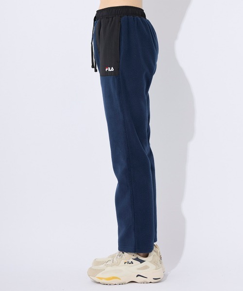 FILA(フィラ)の「ニットフリース ベーカリーパンツ(デニムパンツ・レディース・ブラック/ネイビー/ライトグレー・MEDIUM/LARGE/X-LARGE)」の18枚目の写真