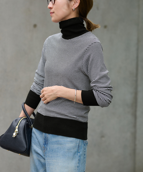 FRAMeWORK(フレームワーク)の「≪追加≫GICIPI/ジチピ ANANASタートルネック(Tシャツ/カットソー・レディース・ブラック/マルチ/グレー/ホワイト・FREE)」の4枚目の写真