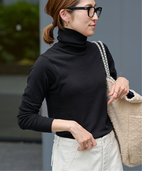 FRAMeWORK(フレームワーク)の「≪追加≫GICIPI/ジチピ ANANASタートルネック(Tシャツ/カットソー・レディース・ブラック/マルチ/グレー/ホワイト・FREE)」の2枚目の写真