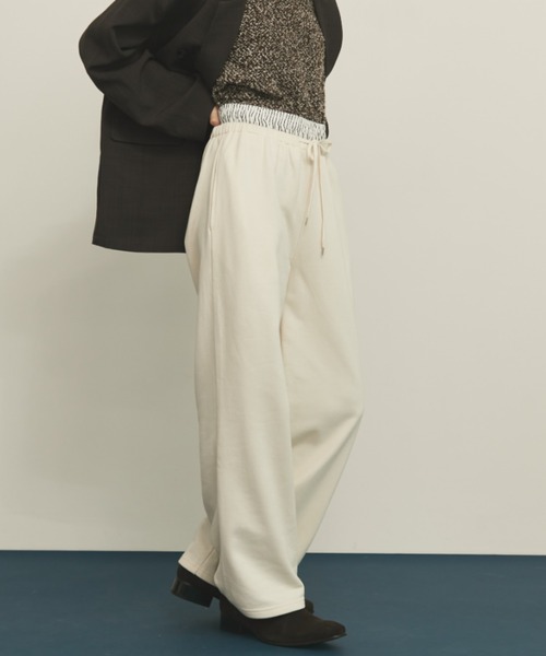 MERLOT（メルロー）の「【ウエストゴム】ダブルウエストスウェットパンツ（スウェットパンツ・レディース・アイボリー/グレー・FREE）」の10枚目の写真