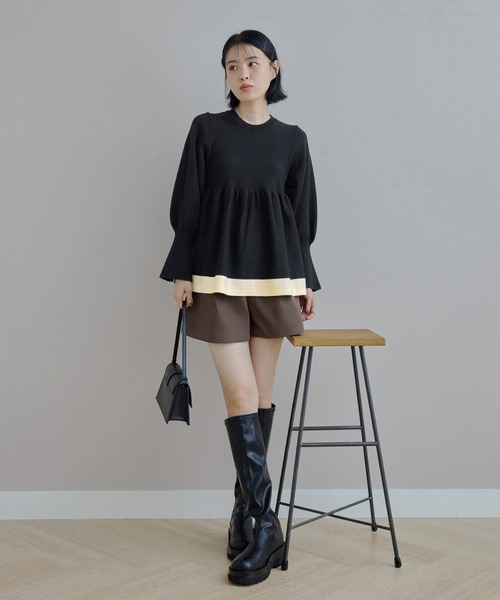 CHAN ME(チャンミ)の「配色ペプラムニット(ニット/セーター・レディース・グレー/ブラック/アイボリー・MEDIUM/LARGE/X-LARGE)」の8枚目の写真