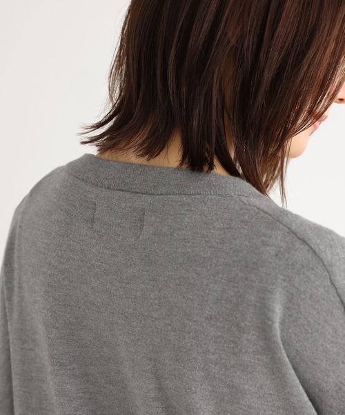 n'OrLABEL（ノアールレーベル）の「【機能素材】『ハイゲージVネックドルマンニット』（ニット/セーター・レディース・ブラウン/ブルー/ブラック/杢グレー・2/1）」の6枚目の写真