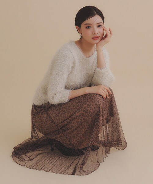 index(インデックス)の「◆《andGIRL掲載》シャイニーシャギー7分袖ニット【洗濯機洗い可】(ニット/セーター・レディース・チャコールグレー/グレー/アイボリー・00)」の6枚目の写真