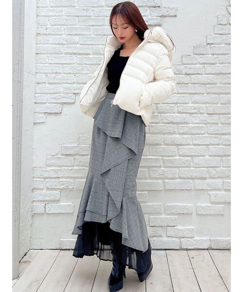 RESEXXY（リゼクシー）の「シアープリーツカスケードマーメイドスカート（スカート・レディース・その他1/ブラック/アイボリー・FREE）」の18枚目の写真