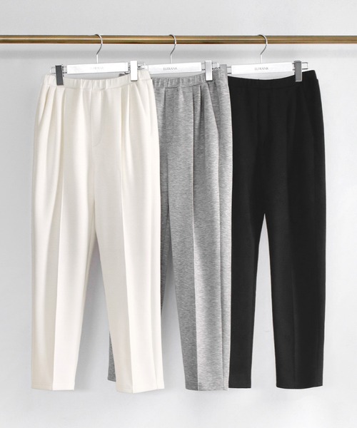 ELFRANK(エルフランク)の「ダンボールタックテーパードパンツ(その他パンツ・レディース・ブラック/グレー/オフホワイト・FREE/M/L)」の4枚目の写真
