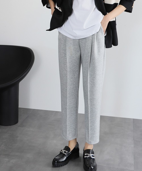 ELFRANK(エルフランク)の「ダンボールタックテーパードパンツ(その他パンツ・レディース・ブラック/グレー/オフホワイト・FREE/M/L)」の6枚目の写真