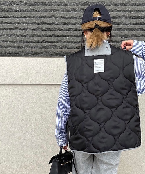 INTERPLAY(インタープレイ)の「【INTERPLAY x AYA】Switching Quilt Vest(その他アウター・レディース・ブラック/カーキ・FREE)」の6枚目の写真