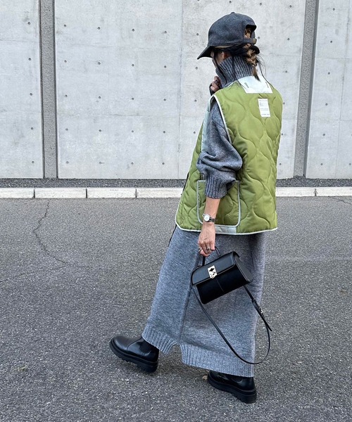 INTERPLAY(インタープレイ)の「【INTERPLAY x AYA】Switching Quilt Vest(その他アウター・レディース・ブラック/カーキ・FREE)」の14枚目の写真