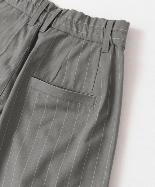 URBAN RESEARCH DOORS（アーバンリサーチドアーズ）の「ピンストライプカーゴパンツ（その他パンツ・レディース・グレー・SMALL/MEDIUM）」の17枚目の写真