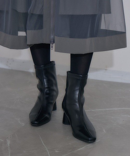 Paradise Picnic（パラダイスピクニック）の「JETEE   circleヒールショートブーツ（ブーツ・レディース・ブラック・LARGE/MEDIUM）」の13枚目の写真